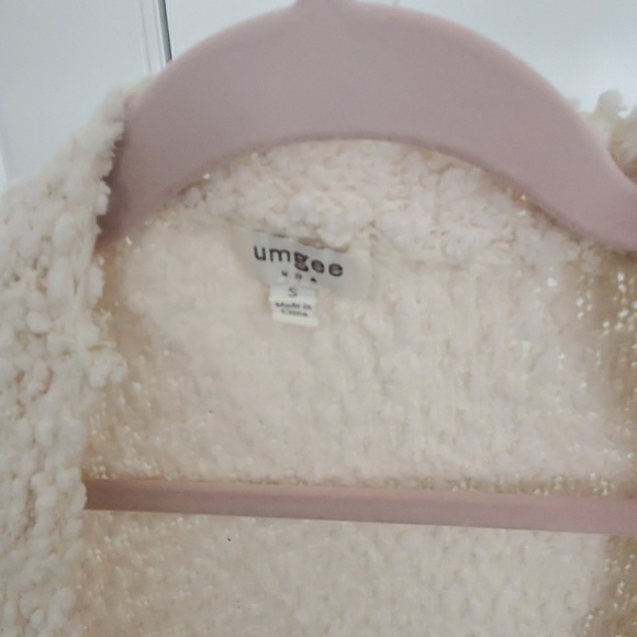 Cream cardigan - Picture 2 of 2